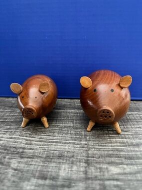 Source Unknown Wooden Pig Salt & Pepper Shakers - Brown